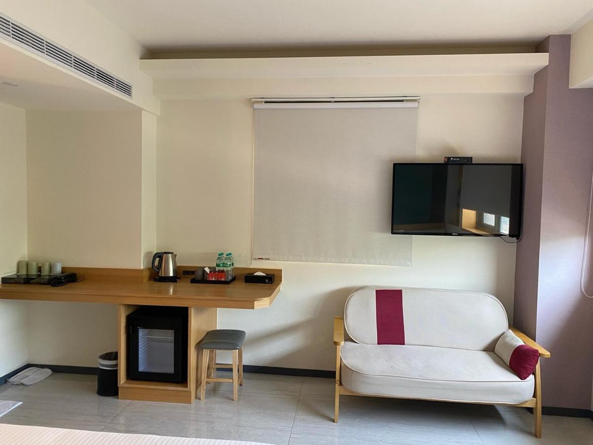 Fu Kuang Hotel Pingtung Экстерьер фото